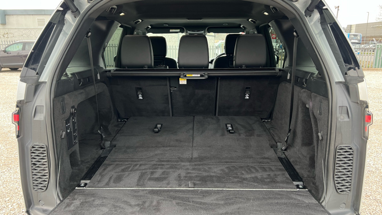 Land Rover Discovery 3.0 D250 R-Dynamic S 5dr Auto Diesel Station Wagon